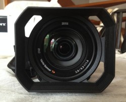 Objectif Karl ZEISS Sony camescope CX900E